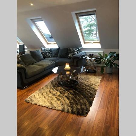 Struan Coach House In Gated Residence 스털링 외부 사진